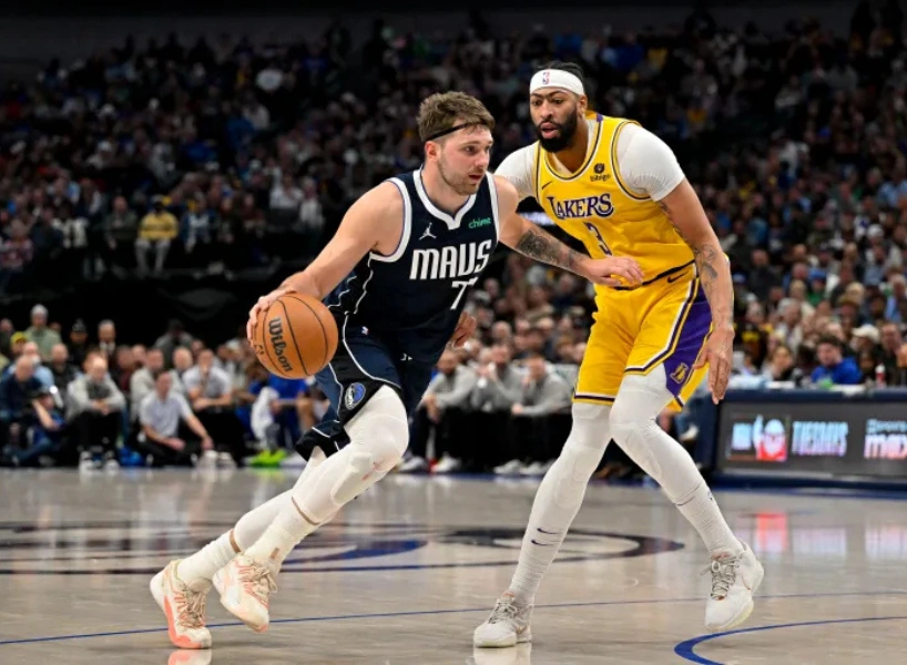 這NBA交易太扯！湖人AD換獨行俠Luka Doncic，球迷全炸鍋！